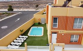 Mariposas Home Pool